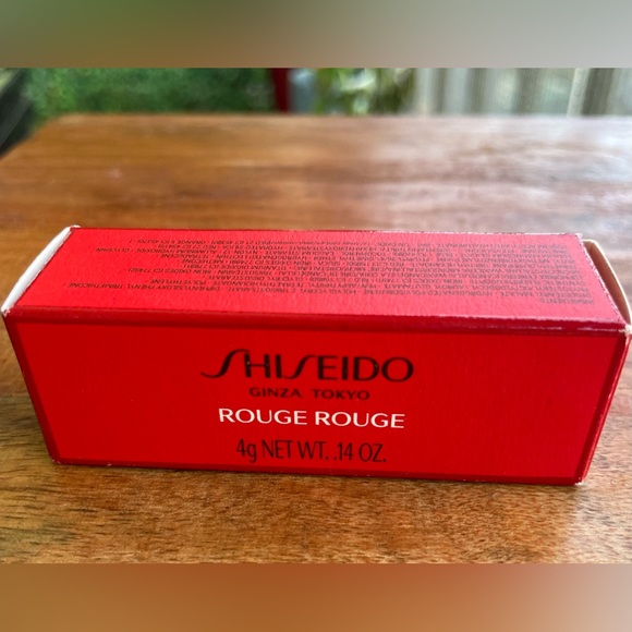 Shiseido | Poppy Red Lipstick | Discontinued Color! - NIB - Picture 5 of 7